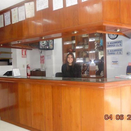 פיורה Hotel Bayovar מראה חיצוני תמונה